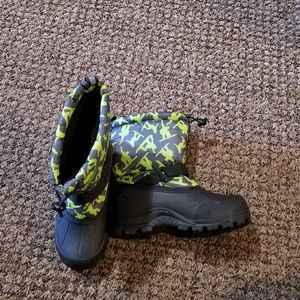 Kids snow boots